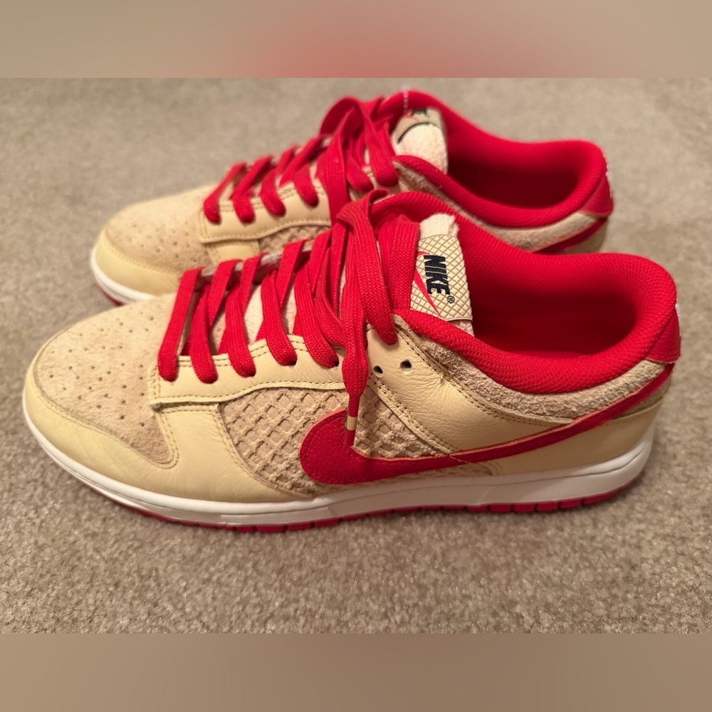 Nike Dunk - strawberries & cream